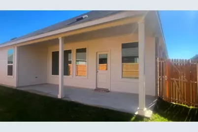 909 Calley Pear Trail, Princeton, TX 75407 - Photo 11