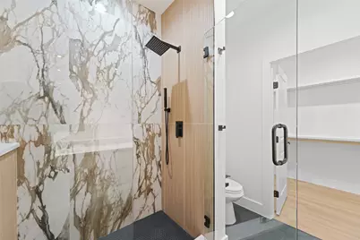 131 Lakeshore Lane, Glenn Heights, TX 75154 - Photo 5