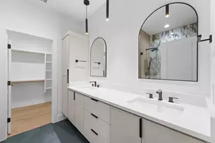 131 Lakeshore Ln, Glenn Heights, TX 75154 - Photo 5