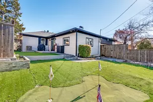 8317 Baumgarten Dr, Dallas, TX 75228 - Photo 31