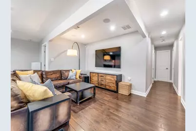 8317 Baumgarten Drive, Dallas, TX 75228 - Photo 9