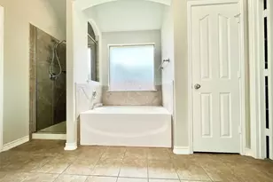 3553 Furlong Way, Fort Worth, TX 76244 - Photo 5