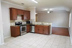 9000 Holliday Ln, Aubrey, TX 76227 - Photo 5