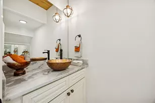 232 Hilltop Dr, Ennis, TX 75119 - Photo 13