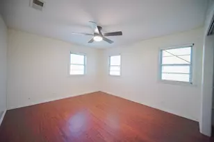 202 N 10th St, Jacksboro, TX 76458 - Photo 15