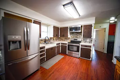 202 N 10th Street, Jacksboro, TX 76458 - Photo 9