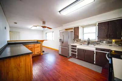 202 N 10th Street, Jacksboro, TX 76458 - Photo 7