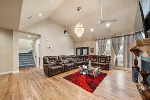 314 S Hastings, Irving, TX 75060 - Photo 3