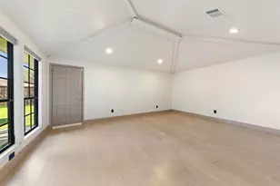 4407 Cinnabar Dr, Dallas, TX 75227 - Photo 13