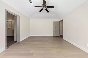 4407 Cinnabar Dr, Dallas, TX 75227 - Photo 19