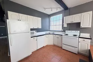 1300 W Main St, Waxahachie, TX 75165 - Photo 11