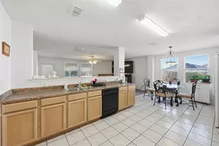 2215 Coyote Trail, Grand Prairie, TX 75052 - Photo 15