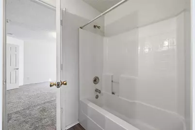 2215 Coyote Trail, Grand Prairie, TX 75052 - Photo 31