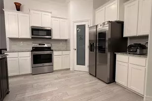 848 Agile St, Hewitt, TX 76643 - Photo 5