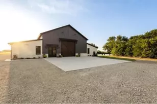 4251 Refuge Rd, Sherman, TX 75092 - Photo 9