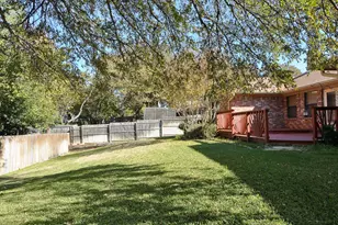 316 Bremen Dr, Hurst, TX 76054 - Photo 27