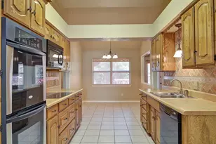 316 Bremen Dr, Hurst, TX 76054 - Photo 11