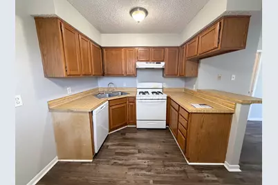 604 Walter Stephenson Road #B, Midlothian, TX 76065 - Photo 3