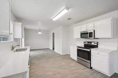 2121 Franks Street, Fort Worth, TX 76177 - Photo 5