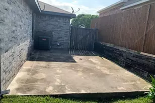 766 Deauville Cir E, Fort Worth, TX 76108 - Photo 19