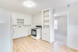 1825 Frederick St, Fort Worth, TX 76107 - Photo 5