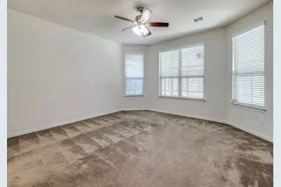 2353 Bella Court, Carrollton, TX 75010 - Photo 11