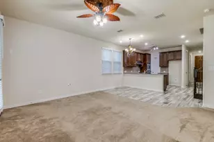 2353 Bella Ct, Carrollton, TX 75010 - Photo 5