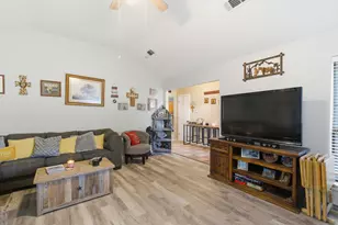 1461 Oakwood Dr, Stephenville, TX 76401 - Photo 7