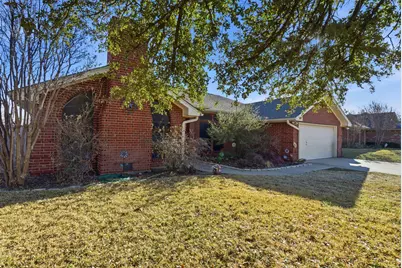 1461 Oakwood Drive, Stephenville, TX 76401 - Photo 3