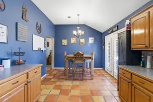 1461 Oakwood Dr, Stephenville, TX 76401 - Photo 11