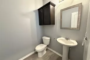 2228 Dana Dr, Grand Prairie, TX 75051 - Photo 9