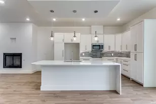 341 College Ave, Fort Worth, TX 76104 - Photo 7