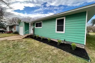 423 E Morton St, Denison, TX 75021 - Photo 3