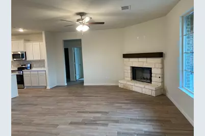 125 Hillview Trail, Decatur, TX 76234 - Photo 5