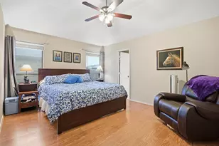 913 Raenae Dr, Burleson, TX 76028 - Photo 13