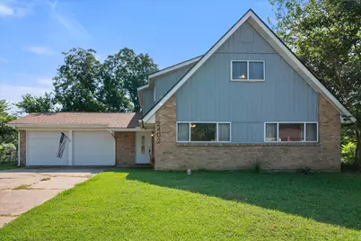 2402 Woodlawn Drive, Ennis, TX 75119 - Photo 1