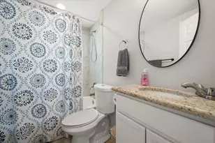 2402 Woodlawn Dr, Ennis, TX 75119 - Photo 11