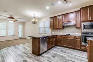 2353 Bella Ct, Carrollton, TX 75010 - Photo 7