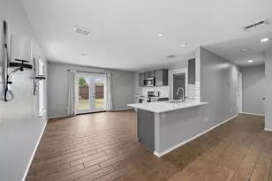 219 Hilltop Dr, Justin, TX 76247 - Photo 11