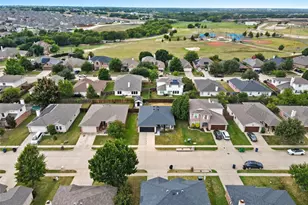 219 Hilltop Dr, Justin, TX 76247 - Photo 33