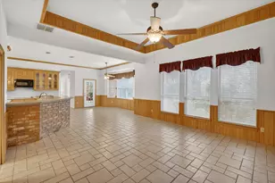 1810 Plum Creek Dr, Midlothian, TX 76065 - Photo 9