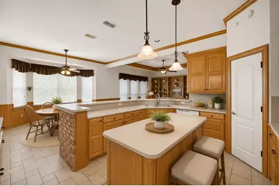 1810 Plum Creek Drive, Midlothian, TX 76065 - Photo 13