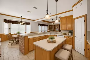 1810 Plum Creek Dr, Midlothian, TX 76065 - Photo 13
