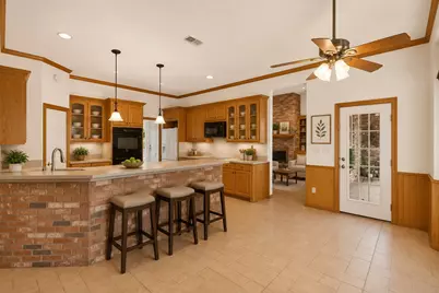 1810 Plum Creek Drive, Midlothian, TX 76065 - Photo 17