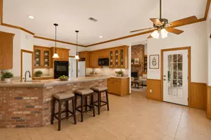 1810 Plum Creek Dr, Midlothian, TX 76065 - Photo 17