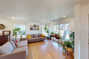 900 Treasure Rd, Garland, TX 75041 - Photo 7