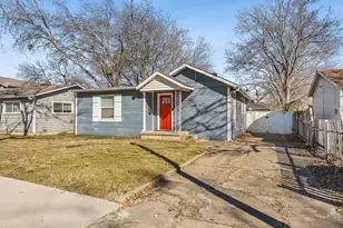 2709 Townsend Dr, Fort Worth, TX 76110 - Photo 3