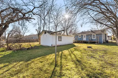 2709 Townsend Drive, Fort Worth, TX 76110 - Photo 21