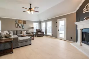 10436 Flat Creek Trail, McKinney, TX 75072 - Photo 9