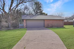 604 S Hampton Rd, Oak Leaf, TX 75154 - Photo 37